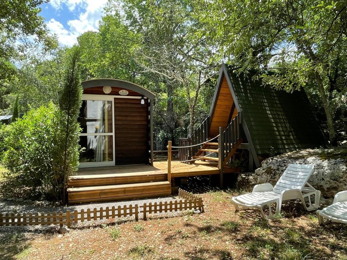 Les De Camping *